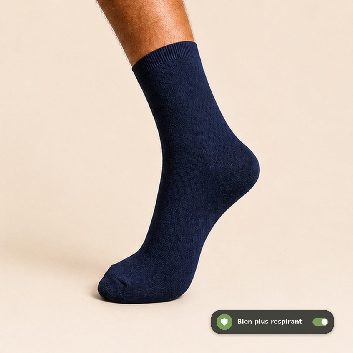 Chaussette BambStore en bambou bleu marine portée, vue de profil